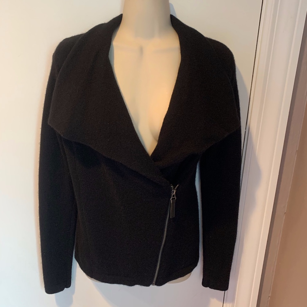 C By Bloomingdales cashmere zip front sweater
